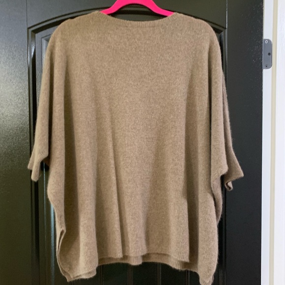 Minnie Rose 🌹 💯 oversized cashmere top . - Picture 2 of 11